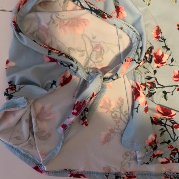 Floral Tank - Picture 5 of 5